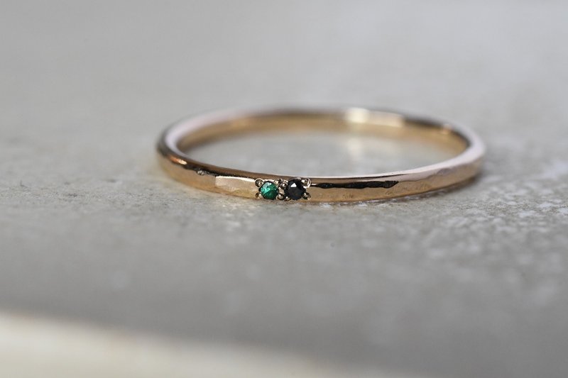 照亮生活的物语：祖母绿・黑钻石 - 戒指 - 其他金属 金色