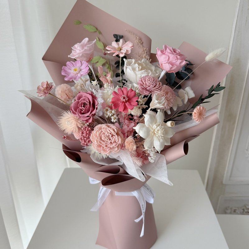 SEE 看见花艺设计 | 永生花 | 玫瑰 | 柔光爱恋扩香玫瑰花束 - 干燥花/捧花 - 植物．花 