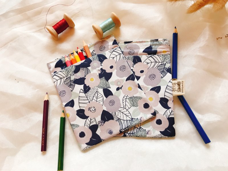 口袋笔袋/口袋型笔袋/医生护士口袋笔袋-薰衣草花朵 - 铅笔盒/笔袋 - 棉．麻 紫色