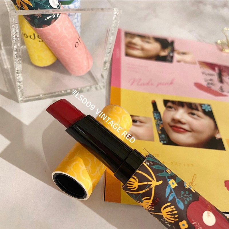 【敏感肌彩妆】唇颊两用棒 秋叶情感(复古红) - 唇彩/颊彩 - 环保材料 红色