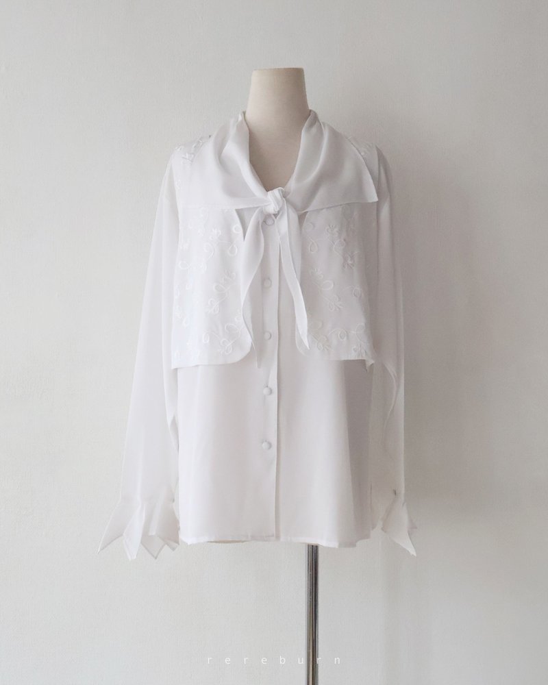 复古刺绣假两件背心宽松欧美版型长袖白色古着衬衫 - 女装衬衫 - 聚酯纤维 