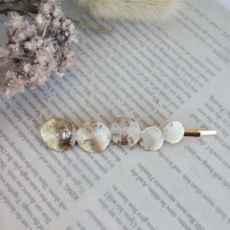 brass peony snow hairpin - 发饰 - 铜/黄铜 金色