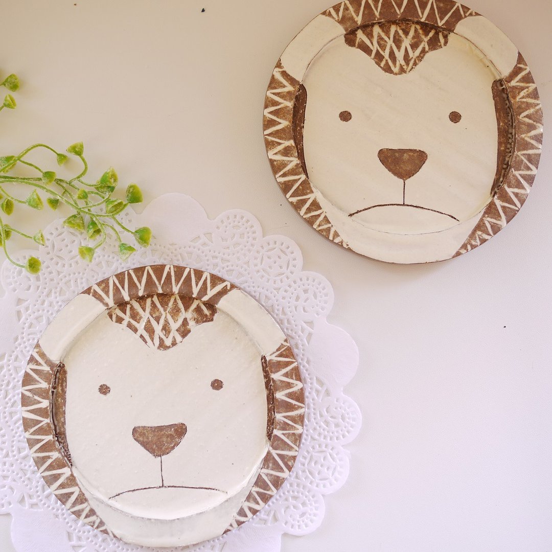 Animal dish 【Lion】 - 盘子/餐盘/盘架 - 陶 咖啡色