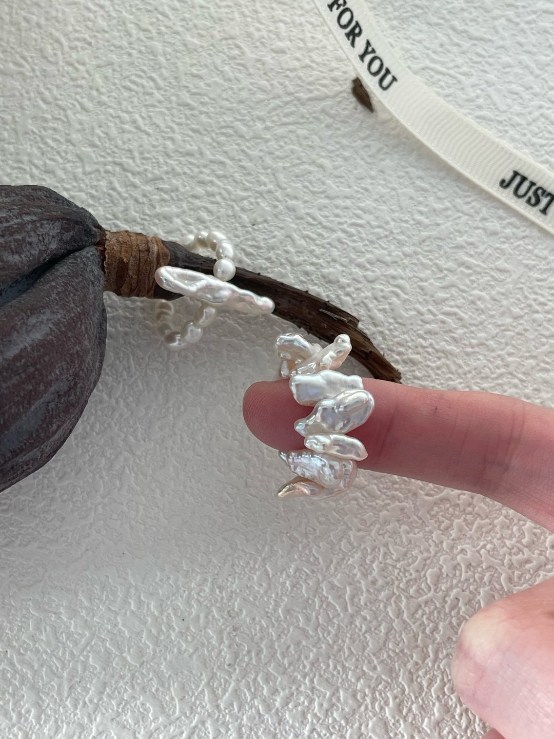 花瓣淡水珍珠弹力戒指 - 戒指 - 珍珠 白色