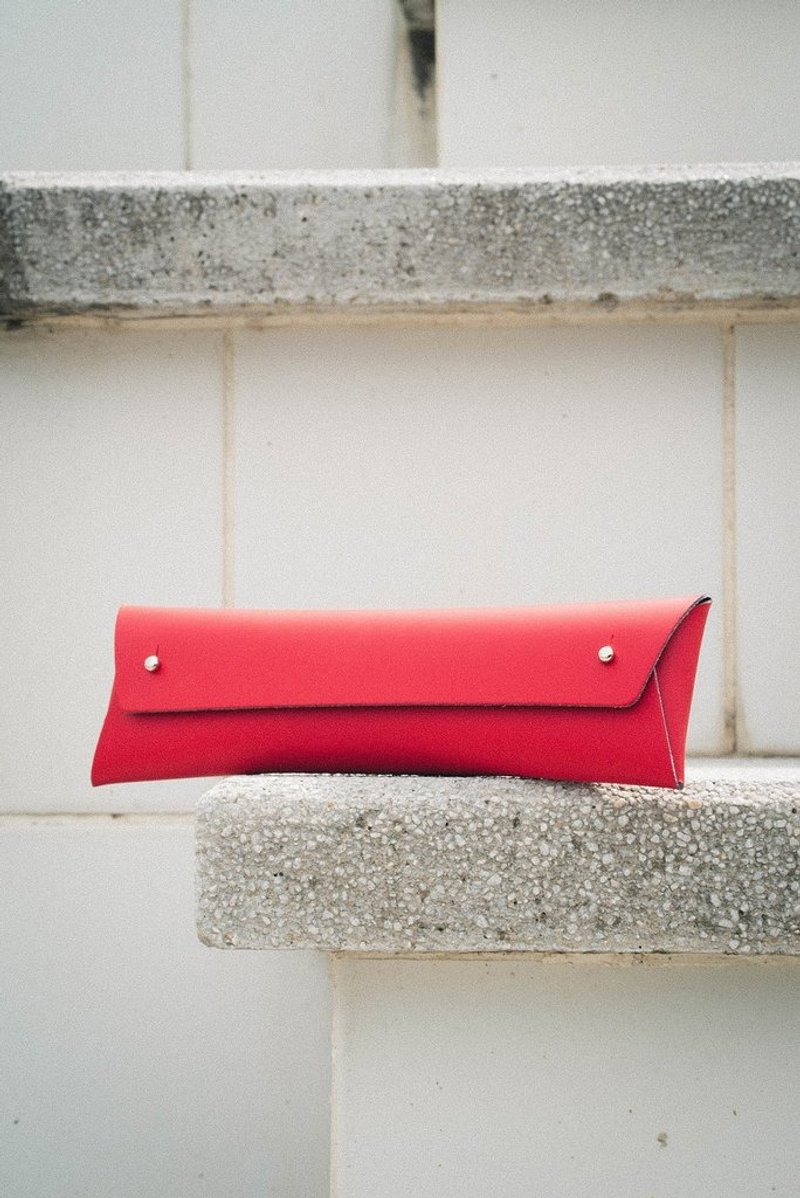 Walk With Me 回收皮革笔袋- 佛朗明哥红 - 铅笔盒/笔袋 - 真皮 红色