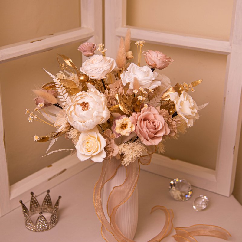 【韩系奶茶金】新娘捧花 白奶茶金色 干燥花 永生花 / 结婚胸花 - 干燥花/捧花 - 植物．花 白色