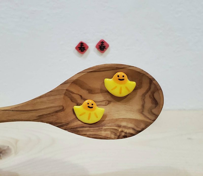 微笑财元宝  陶瓷耳环 - 耳环/耳夹 - 瓷 红色