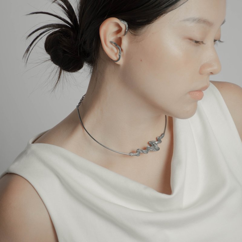 浪 Waves  I 【涛】锁骨环链 - 纯银染黑 - 项链 - 纯银 黑色