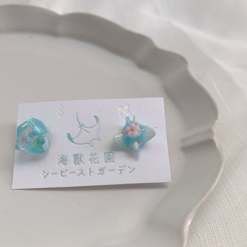 【小耳钉系列】樱空矿石 不对称耳环 耳针/耳夹 - 耳环/耳夹 - 树脂 粉红色