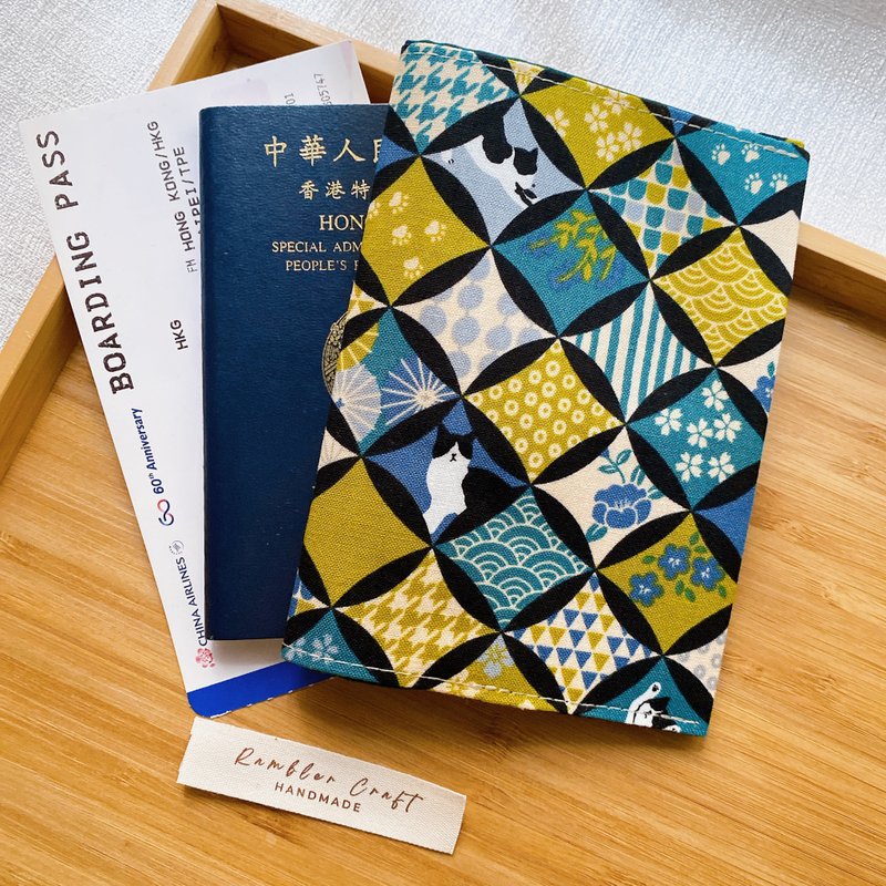 护照套 Passport Holder 护照夹 护照收纳 绿色黑白猫款 - 护照夹/护照套 - 棉．麻 