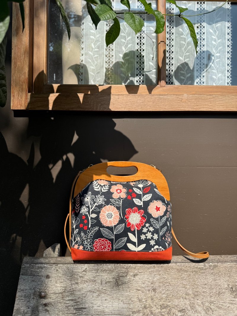 幽静花园木口金包 - 侧背包/斜挎包 - 棉．麻 红色