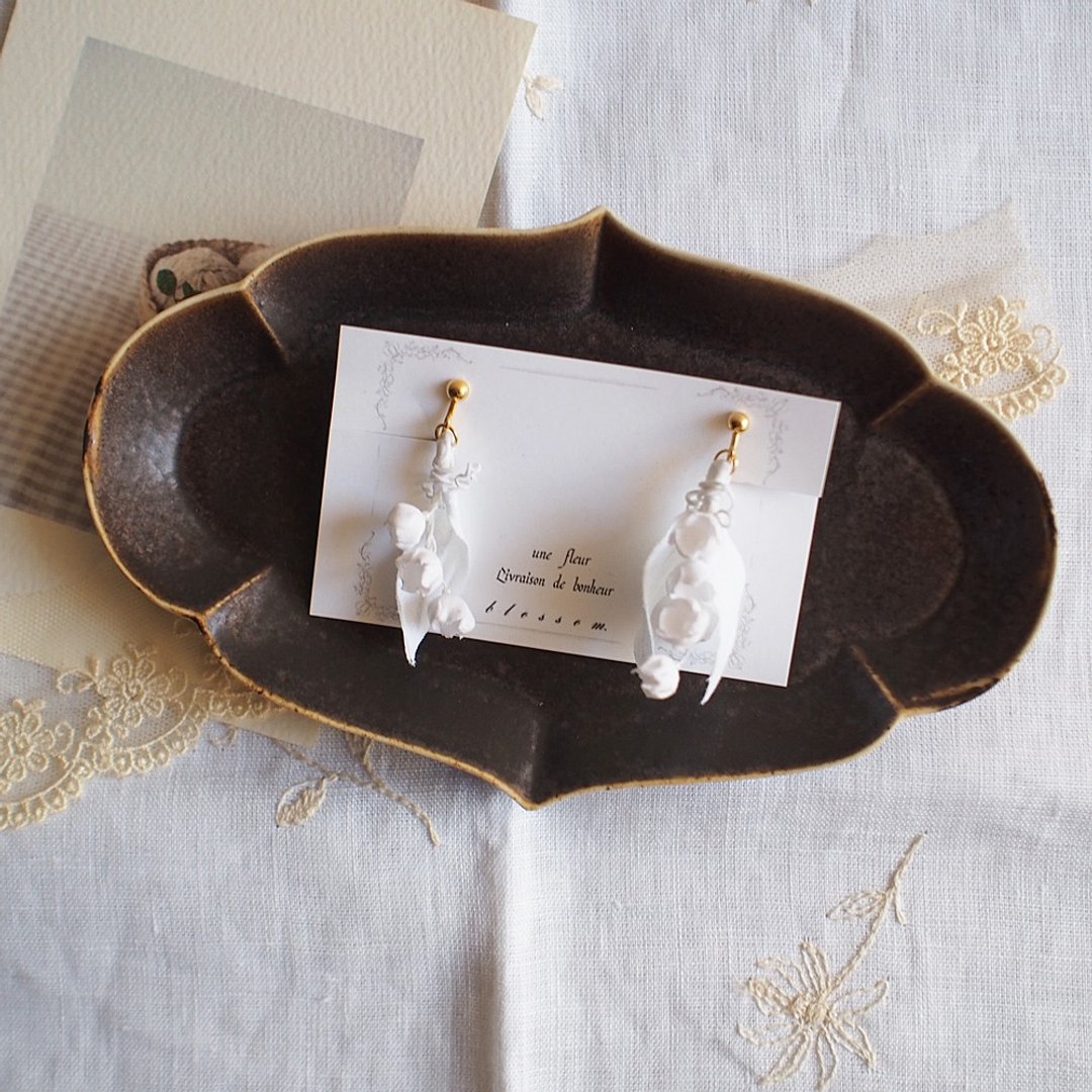 Earrings.Lily of the valley.White. - 耳环/耳夹 - 其他材质 白色