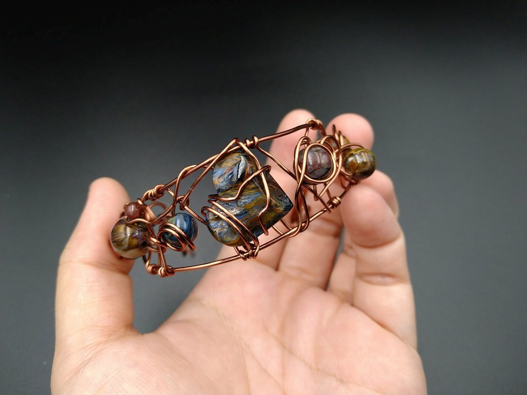 **彼得石**手链 手镯 艺术铜线 金属编织 水晶原矿手作设计 - 手链/手环 - 玉石 蓝色