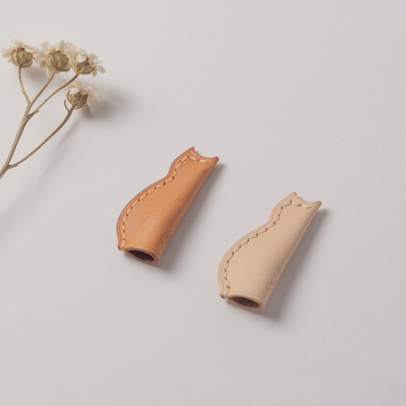 皮革猫型铅笔盖/笔套 -原创设计- 全手工 植鞣革 牛皮 真皮 - 铅笔盒/笔袋 - 真皮 卡其色