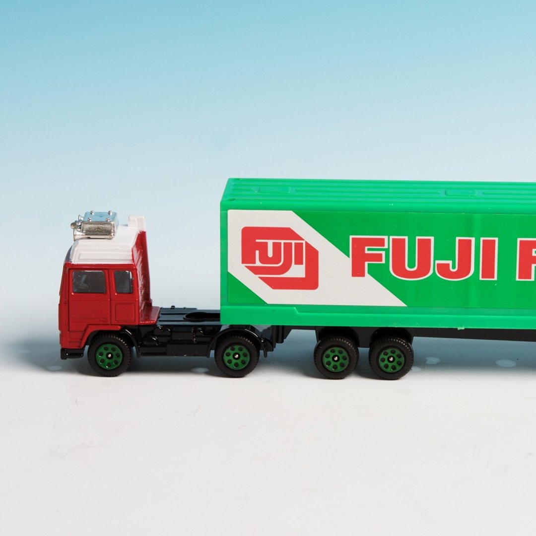 桑惠商号 1985s Corgi Toys X 富士FUJIFILM Volvo富豪卡车模型 - 摆饰 - 其他材质 多色
