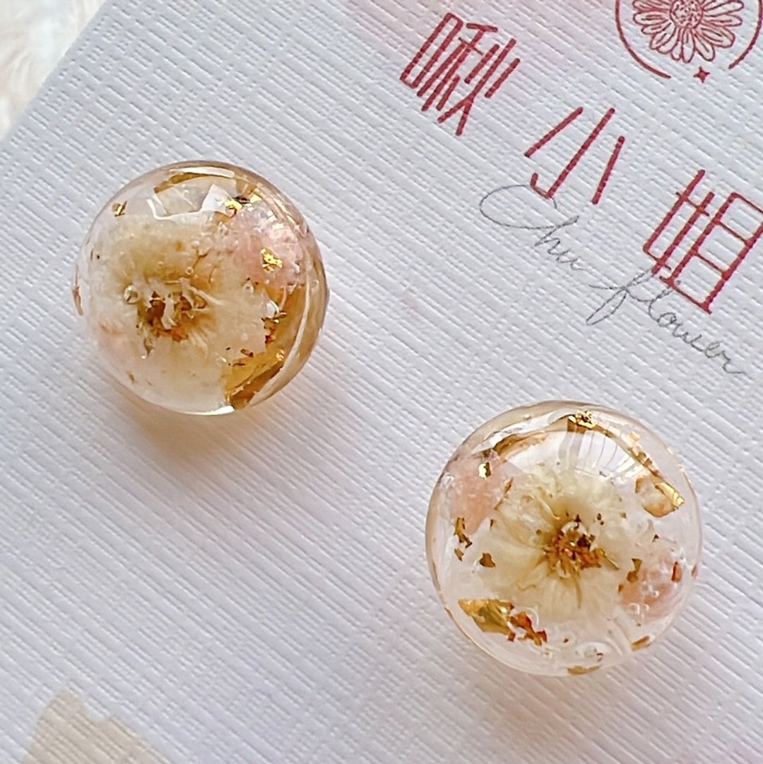 满天星花球宝宝永生花耳环 - 耳环/耳夹 - 植物．花 金色
