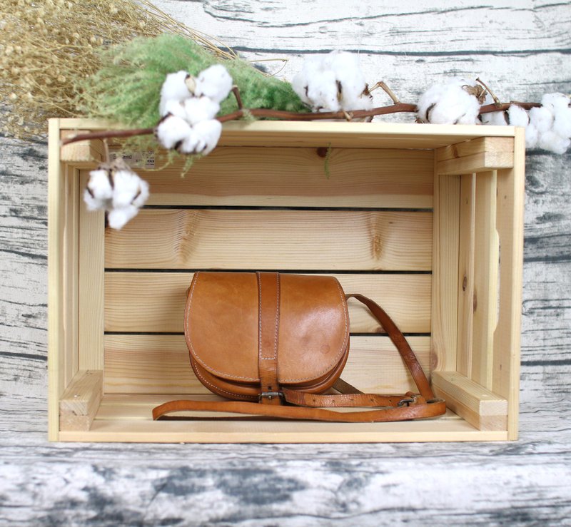 Back to Green:: 焦糖色手工包 // vintage Bag - 侧背包/斜挎包 - 真皮 