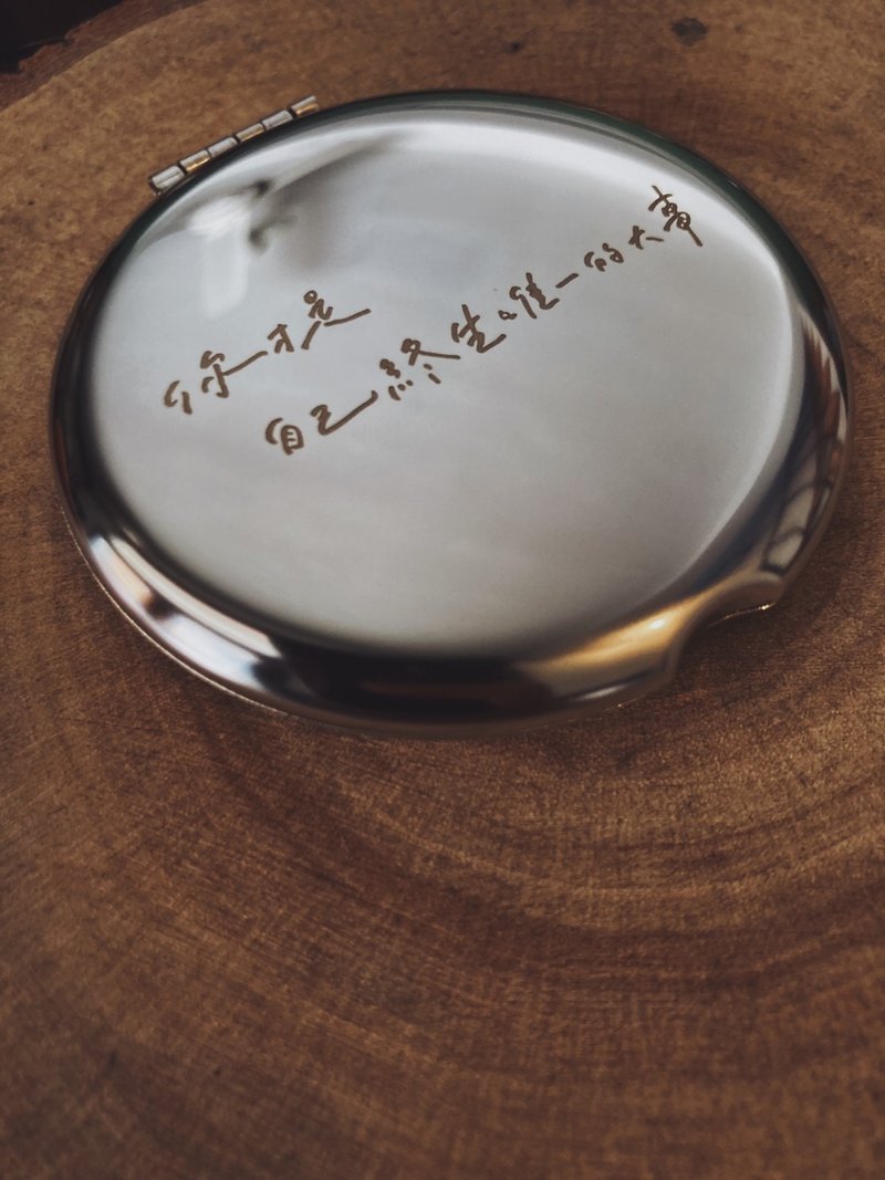 旗跑x阿旭写字公司 随身镜 小镜子/银色 - 彩妆刷具/镜子/梳子 - 不锈钢 银色