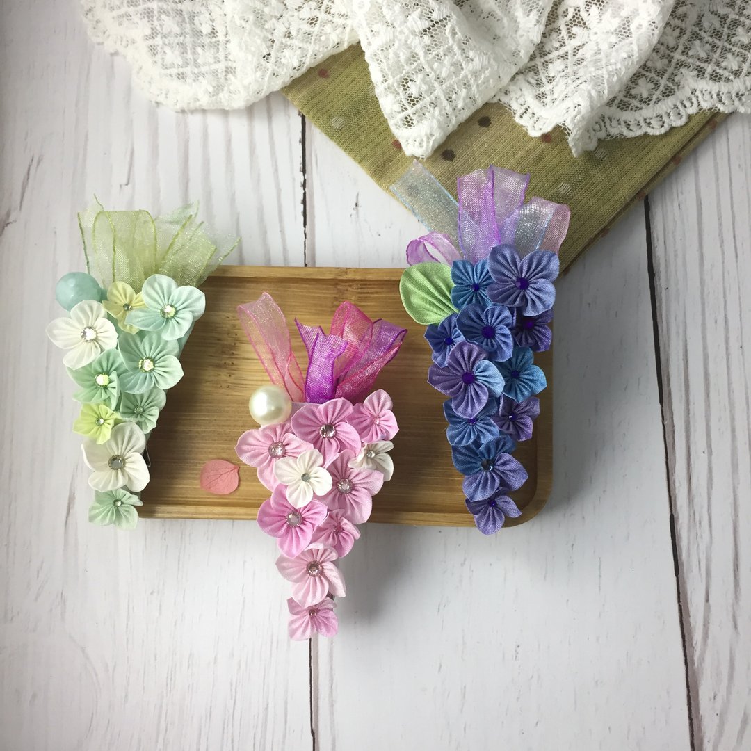 (绣球花) 细工布花 三角形花簇发夹 (全3色) つまみ细工 - 发饰 - 丝．绢 粉红色
