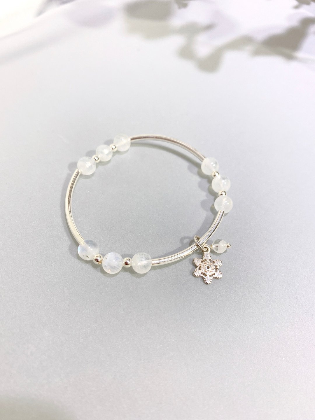 Ops Moonstone silver bracelet-月光石/蓝光/纯银/天然石/银管 - 手链/手环 - 宝石 银色