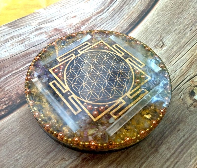 生命之花奥刚能量充电盘 | 阿赛斯特莱 | 客厅和办公室能量净化 - 摆饰 - 水晶 紫色