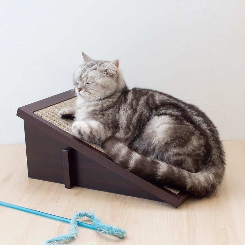 【安阁家】顽强 斜坡猫抓板(胡桃木) 赠送纯天然木天蓼 - 抓板/跳台 - 纸 咖啡色