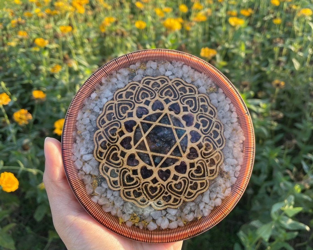 奥刚能量充电盘 | 心轮符号 | 能量净化 - 摆饰 - 水晶 金色