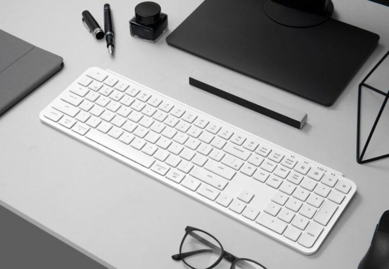Keychron B6 Pro 超薄无线键盘 - 电脑配件 - 塑料 白色
