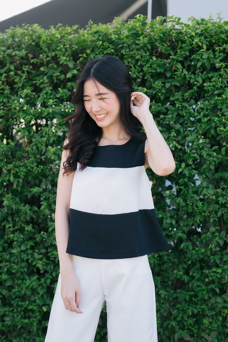 Contrast crop - 女装上衣 - 纸 黑色