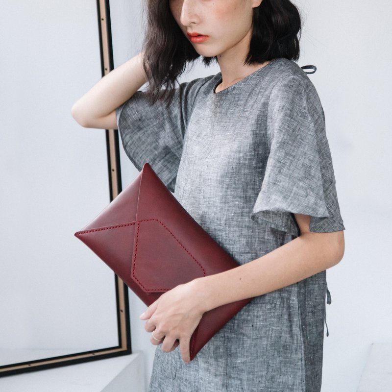 SODA-HANDMADE JAPANESE VEGETABLE TANNED LEATHER CLUTCH BAG-RED - 其他 - 真皮 红色