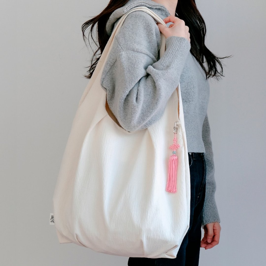 朝鲜诺里盖 Nubibag：拥抱传统与优雅 - 手提包/手提袋 - 棉 多色