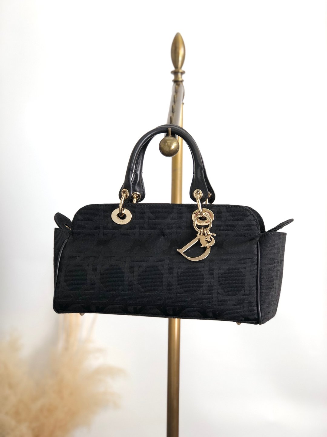 【日本直送 品牌二手包包】Christian Dior Cannage 手提包黑吊饰 尼龙 b7tdza - 手提包/手提袋 - 尼龙 黑色