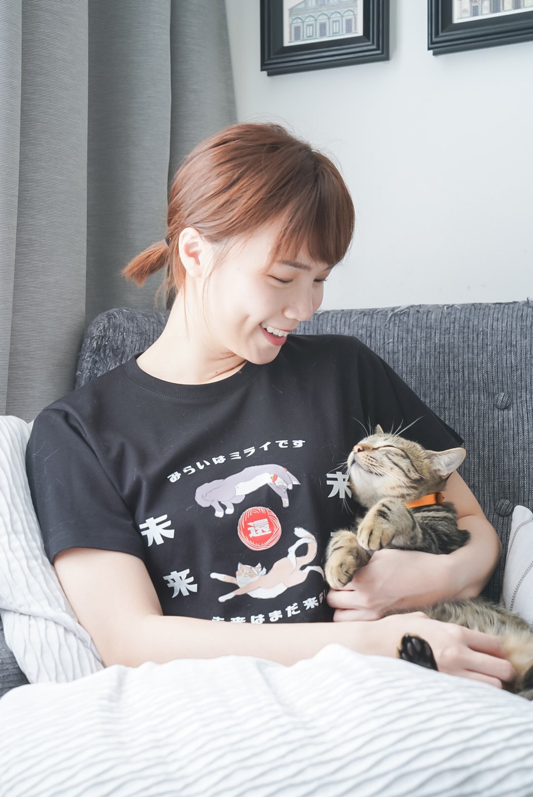 慵懒猫 未来还未来 - 黑 复古红 Tee T-Shirt  【 情人节 生日 】 - 女装 T 恤 - 棉 