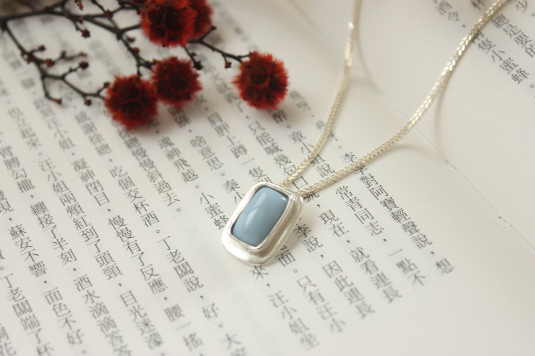 【粉蛋白石坠链】粉蛋白石项链 设计师手作商品 - 项链 - 纯银 蓝色