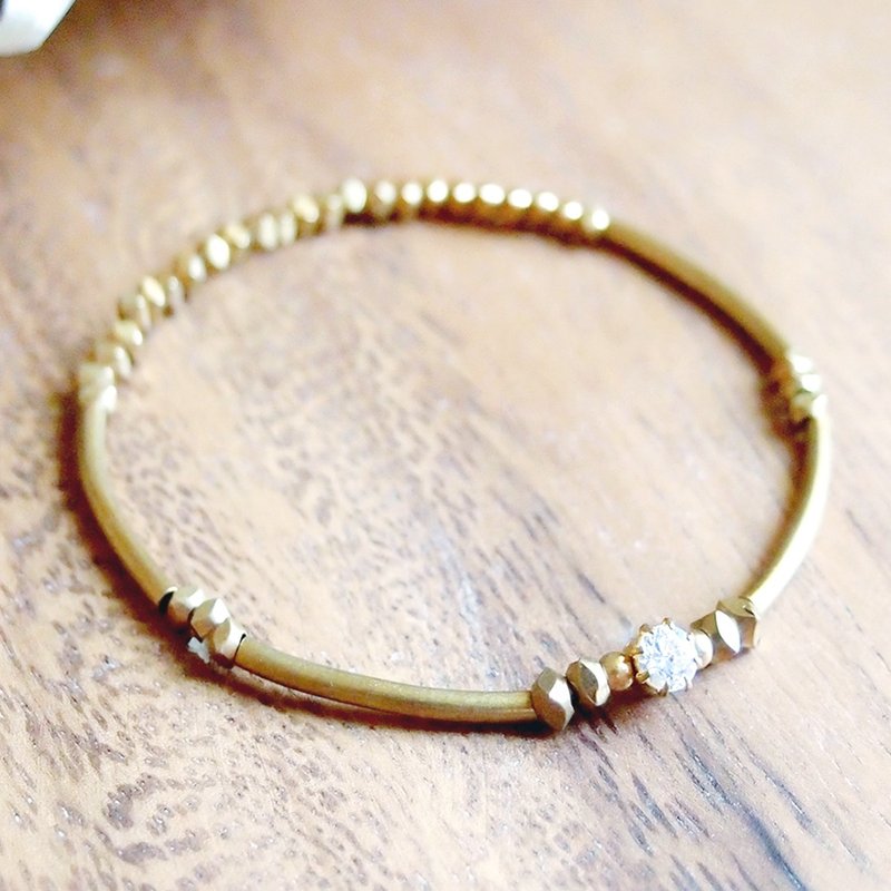 VIIART。迷你。经典锆石钻迷你黄铜手环。设计师推荐长卖款 - 手链/手环 - 其他金属 金色