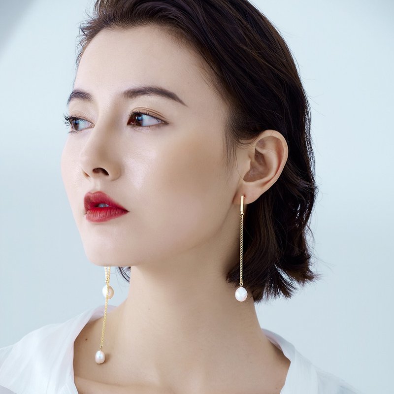 原创设计S925纯银针U型不对称巴洛克天然淡水珍珠耳环长款女 - 耳环/耳夹 - 珍珠 金色
