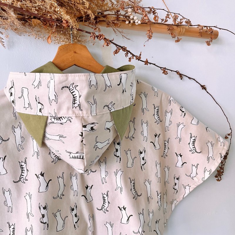 岛森家 / 猫咪斗篷  / 喵的奇幻瑜珈教室 - 童装外套 - 棉．麻 绿色