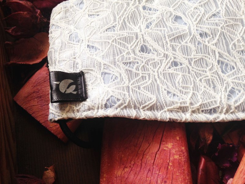 【Qucky】粉蓝大地／蕾丝口罩 - 口罩 - 其他材质 蓝色