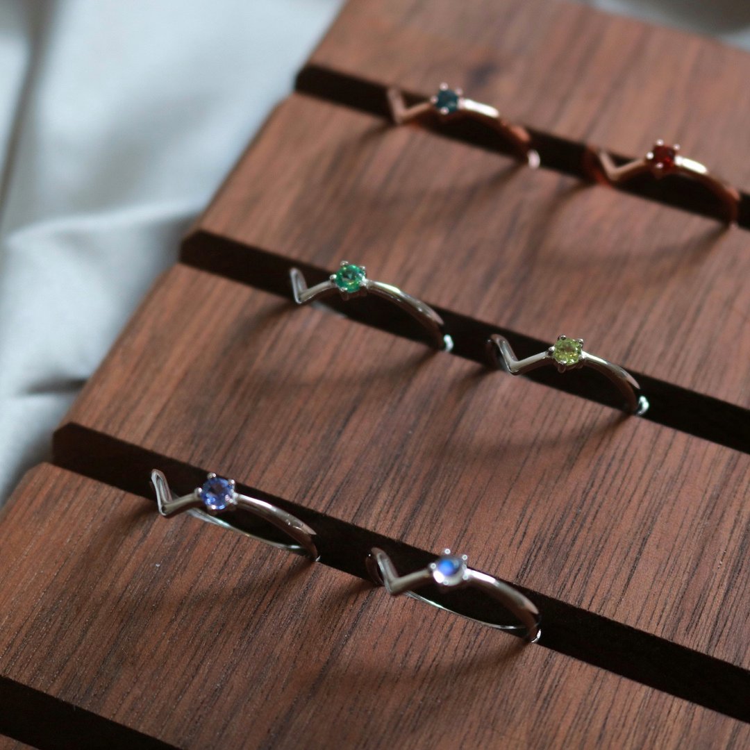 Swallow Ring - 天然石纯银戒指 - 戒指 - 水晶 多色