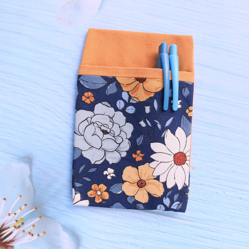 【绽放】口袋型笔袋 护理师笔袋 医师笔袋 老师笔袋 尺寸可订制 - 铅笔盒/笔袋 - 棉．麻 蓝色