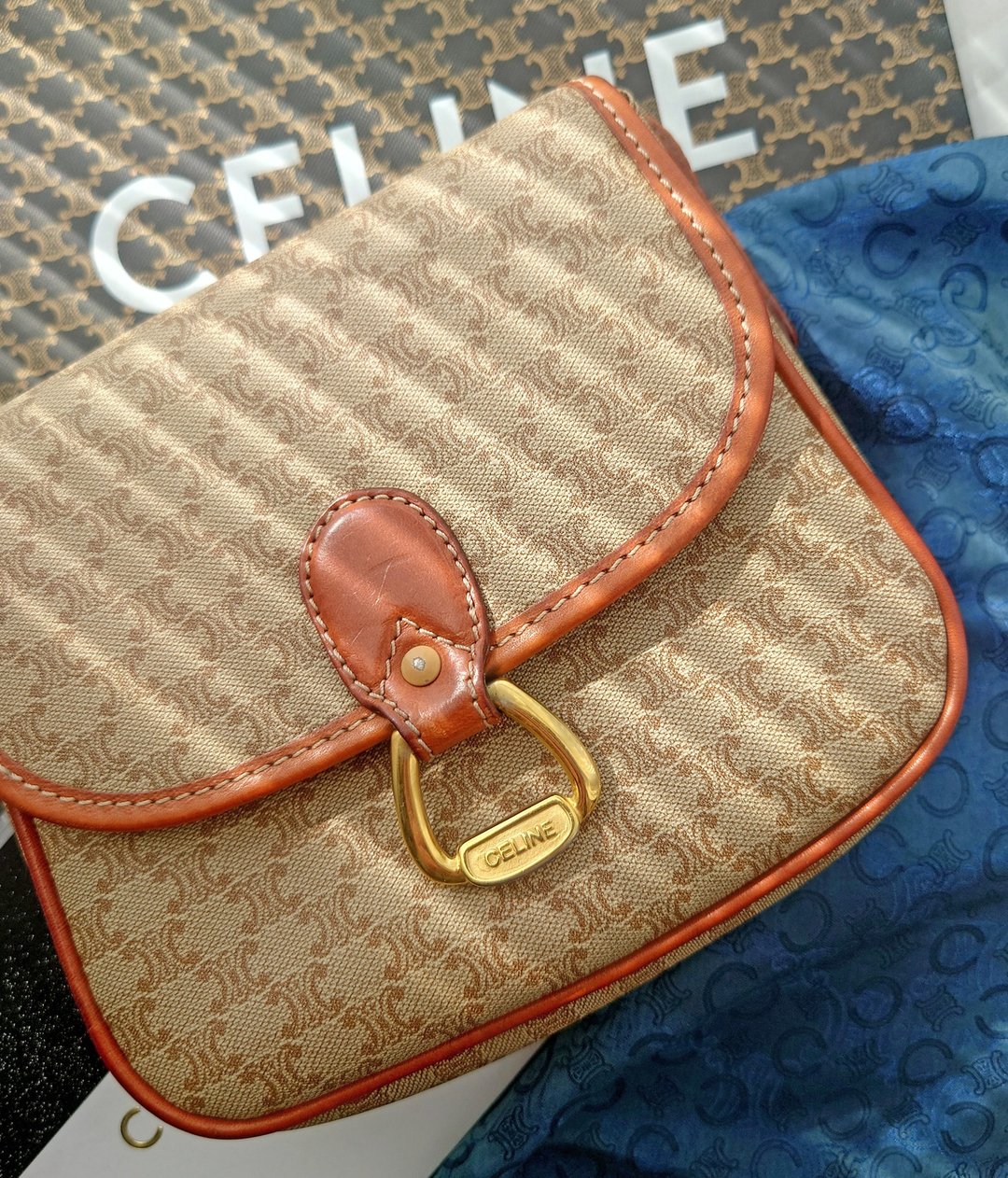 中古包 CELINE 米花带尘袋豆腐包小方包斜背包斜挎包相机包单肩包 - 侧背包/斜挎包 - 防水材质 咖啡色