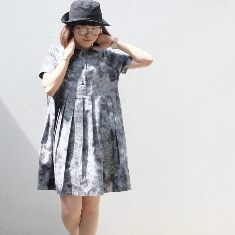 百折甜美连身裙 - 洋装/连衣裙 - 其他材质 黑色