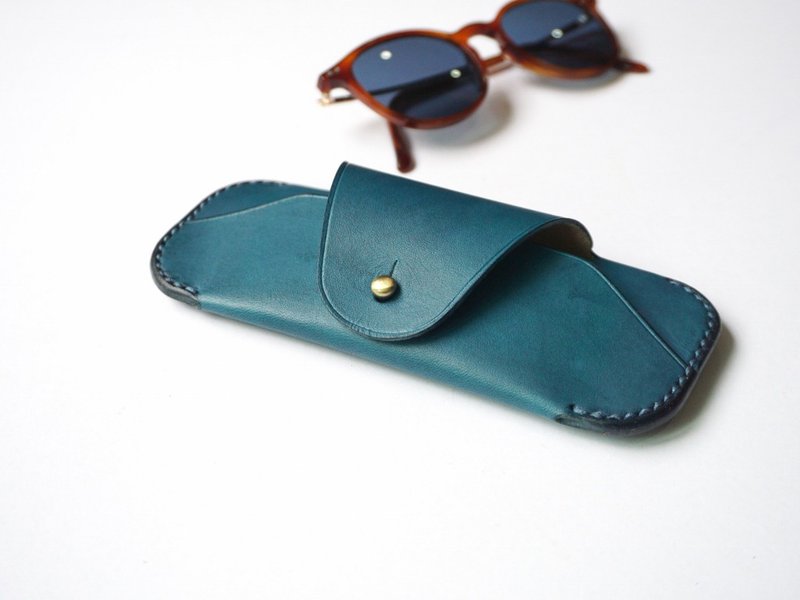 Customized Gift Sunglasses Case in Blue Turquoise leather / spectacle case - 墨镜 - 真皮 蓝色