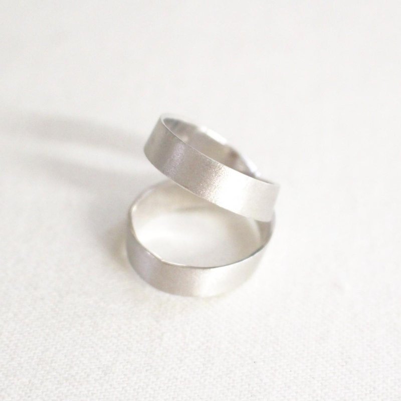 Silver reversible ring Silver color - 戒指 - 其他金属 银色