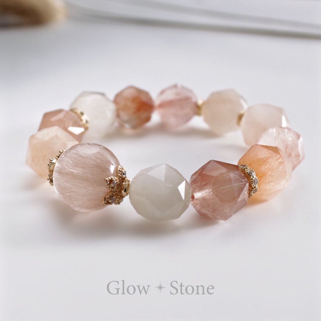 GLOWSTONE 切面猫眼彩兔毛手串 - 手链/手环 - 水晶 粉红色