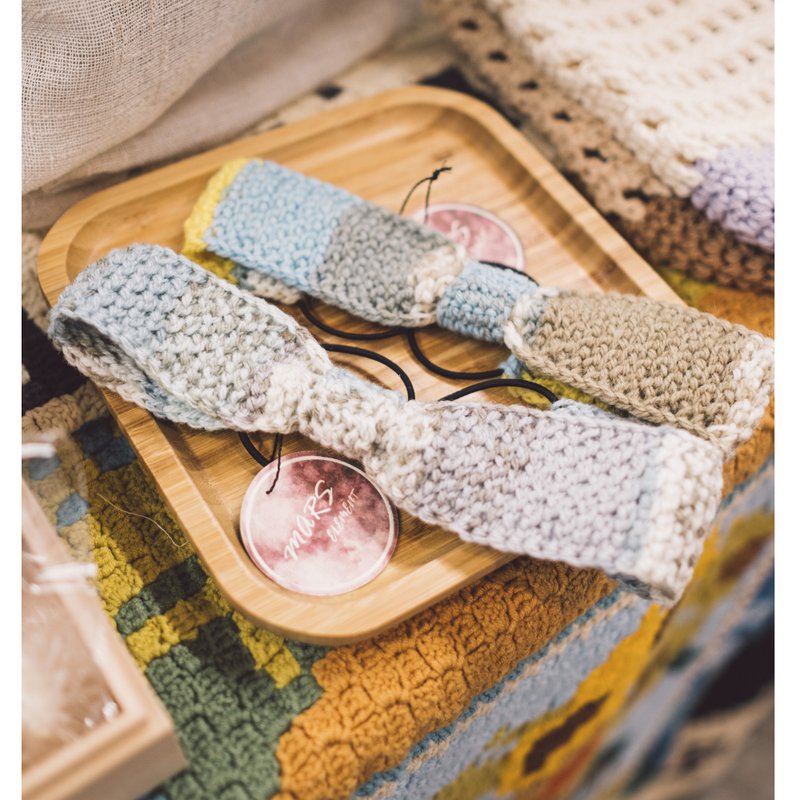 混色小蝴蝶发带 | 编织饰物 | 手作饰物 - 发带/发箍 - 绣线 多色