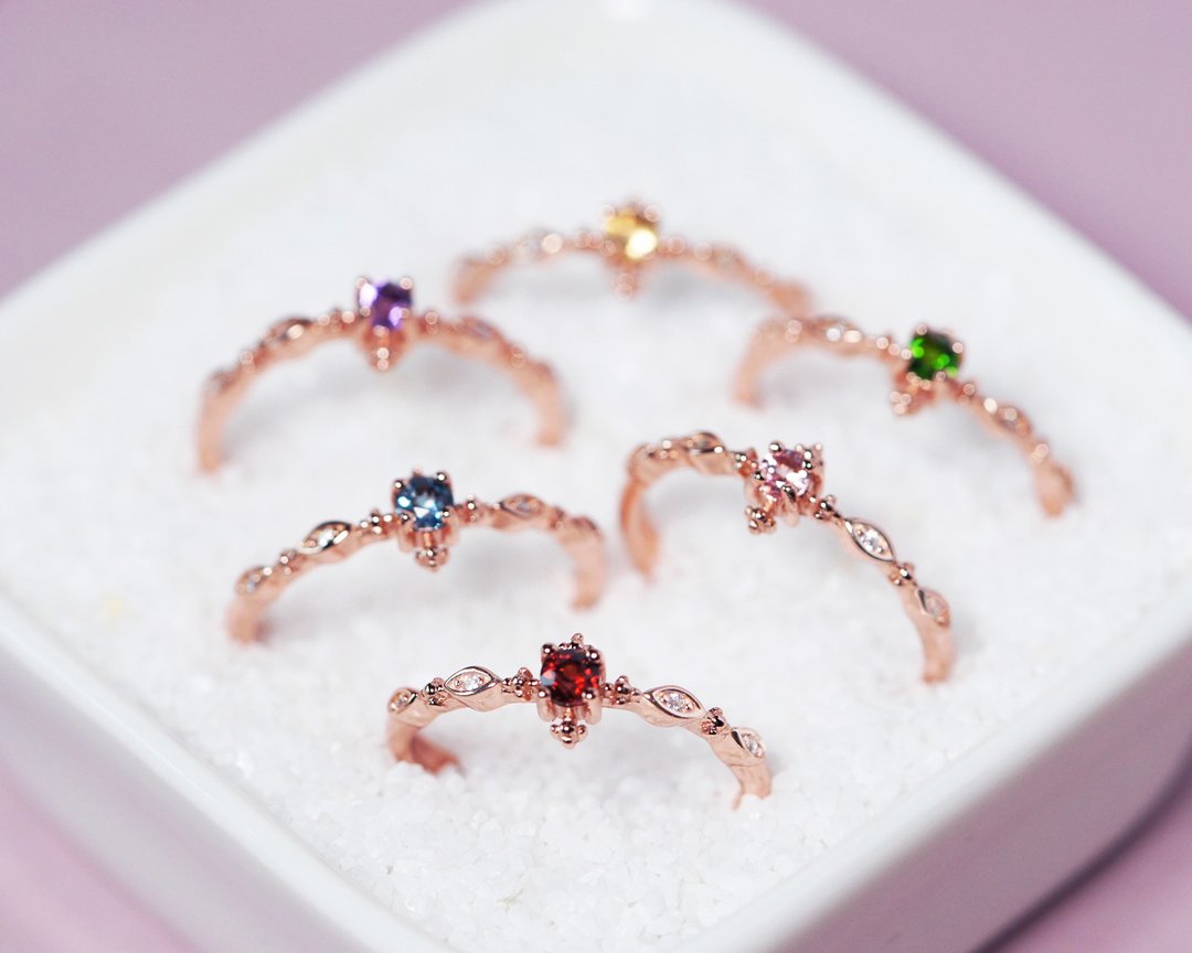 黄水晶-粉碧玺-紫水晶-红石榴石-绿透辉石-细戒指-可调式 - 戒指 - 半宝石 多色