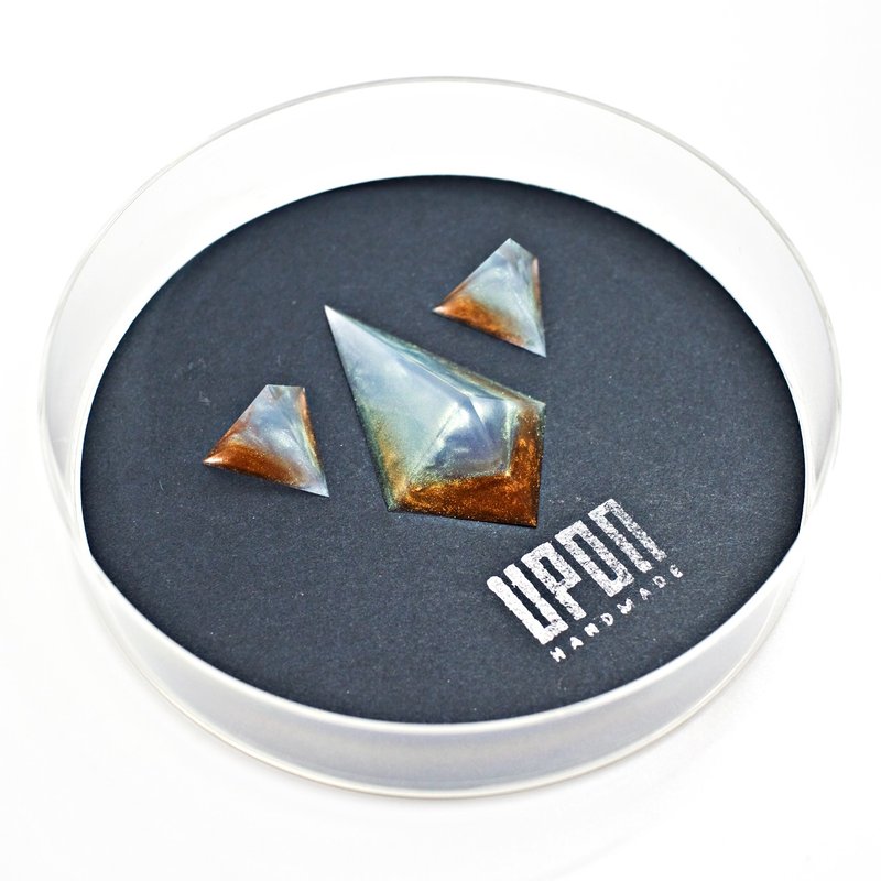 Gemstone (sky and land) - 其他 - 树脂 多色