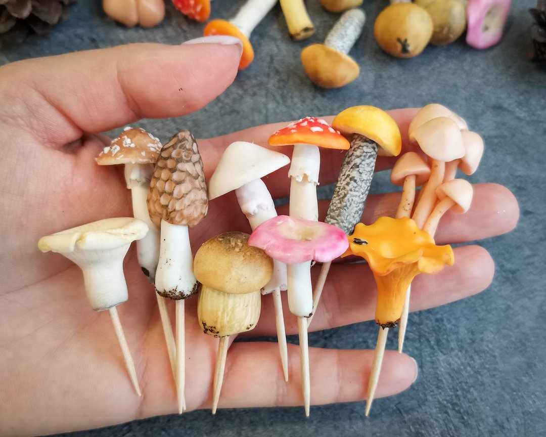蘑菇玻璃容器套装 10 件魔法快乐微型蘑菇有趣的植物桩 - 其他家具 - 粘土 多色