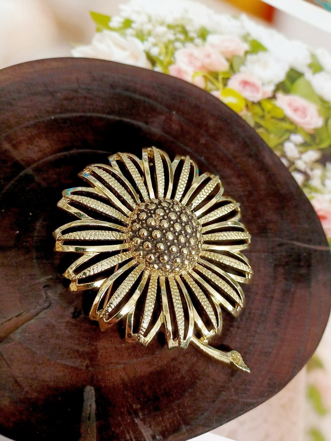 vintage jewelry  SARAH COV Daisy Mae 系列花卉 别针 - 胸针 - 其他金属 